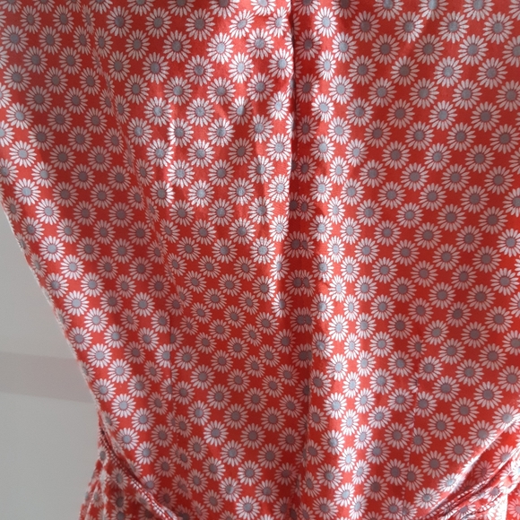 Forever 21 cotton surplice top w/tie-back and eyelets SZ S - Picture 3 of 6